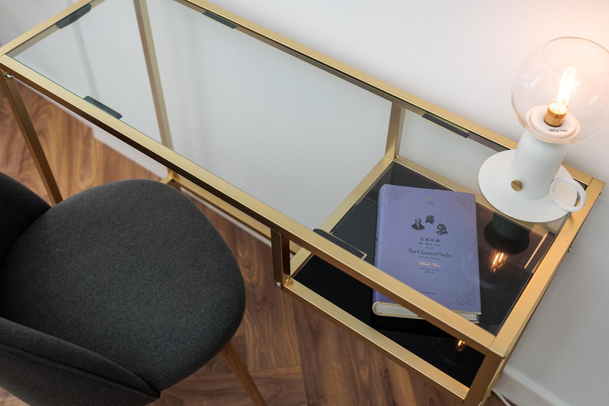 Spacious & Modern 6 Bedroom - Around The Main Market Square - By Upstairs Appartamento